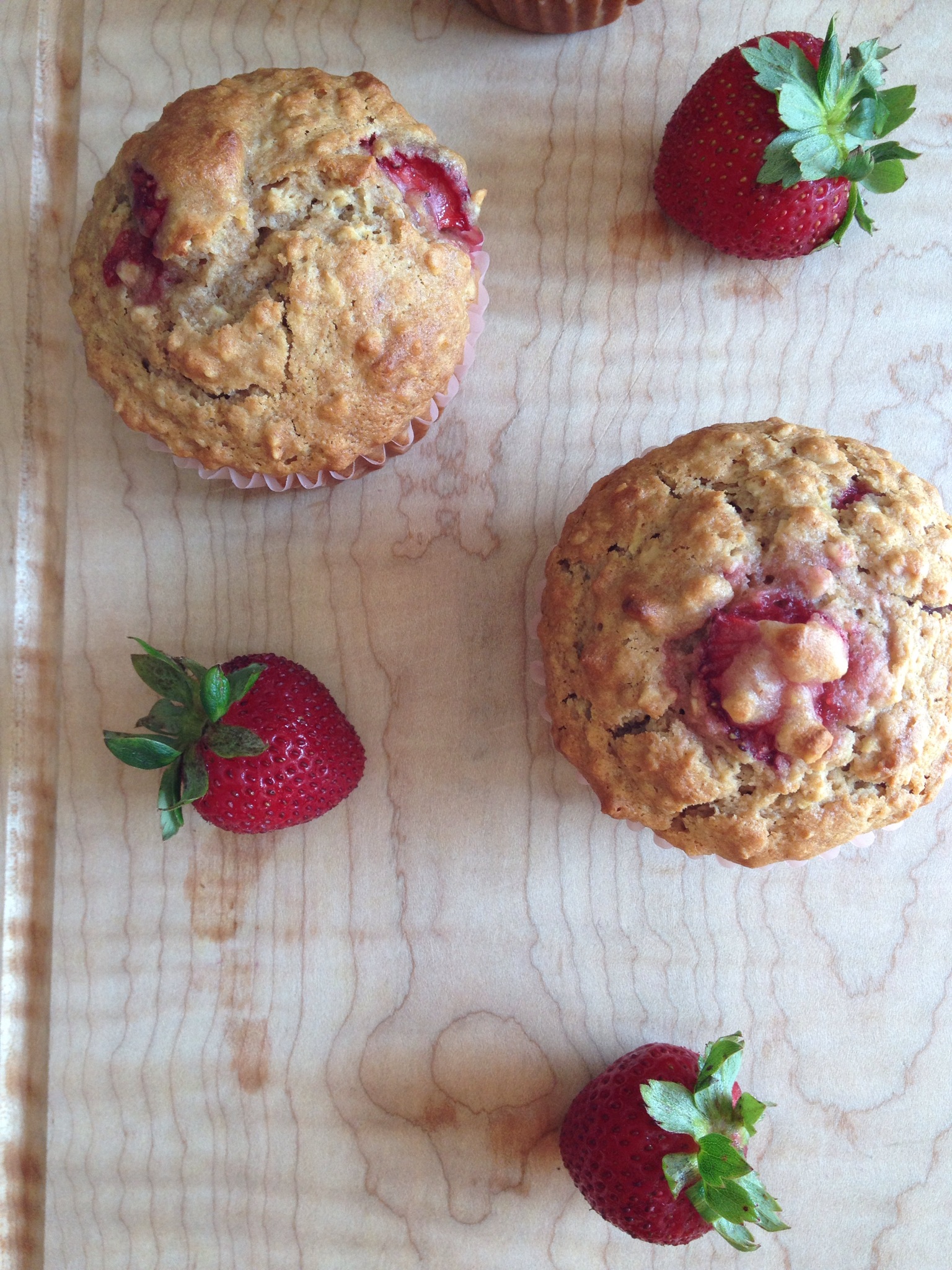 strawberry oatmeal muffins and strawberries 